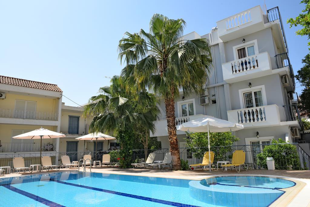 Skalidis Apartments Tolo Exterior photo